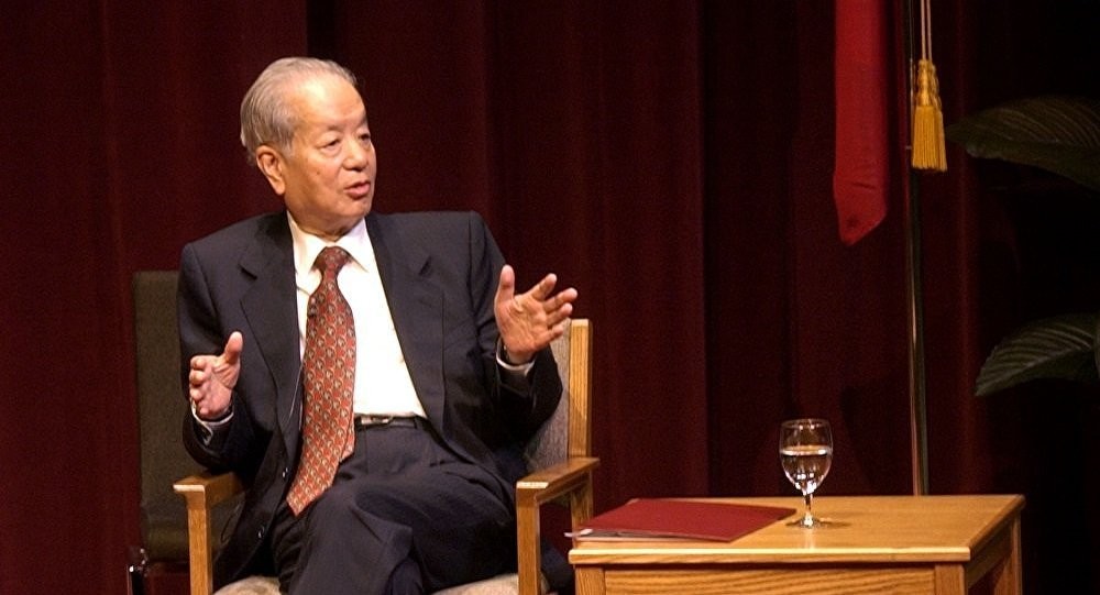 萨达姆称科威特属于伊拉克，如同香港属于中国，*其琛钱**：完全不同