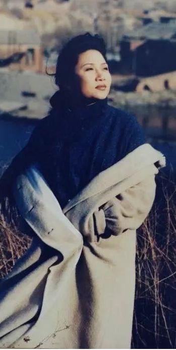 功成名就的李娜为什么会选择出家,出家李娜个人资料