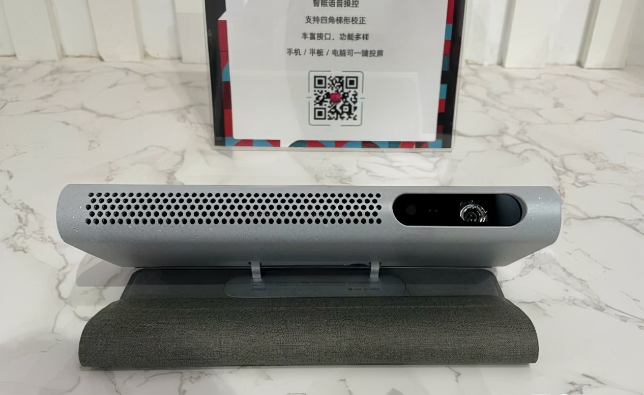 高端投影仪推荐品牌,哪个品牌的投影仪比较好又实惠