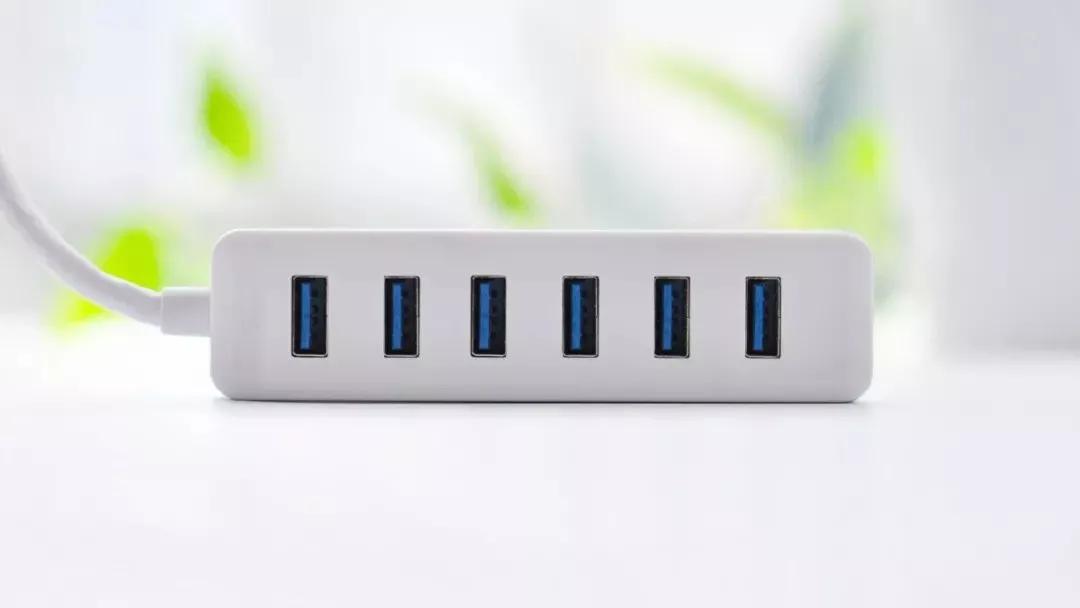 usb插座板和普通插板的区别,带usb的插线板靠谱吗