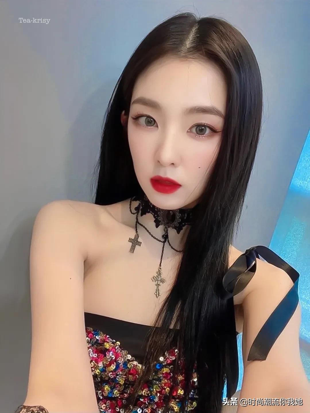 初秋最流行的全头烫,酷女孩初秋发型