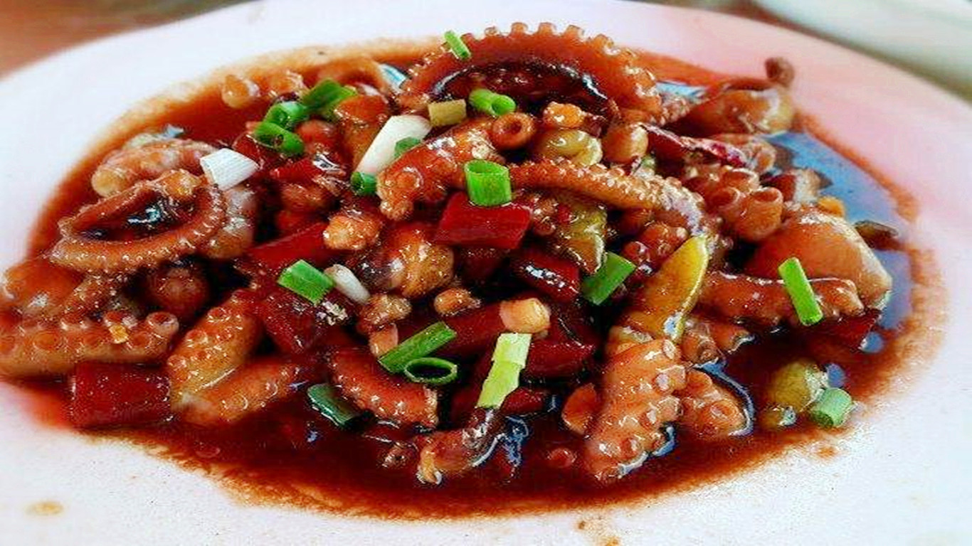 湘菜十二道经典菜谱,湘菜鲜椒墨鱼仔做法