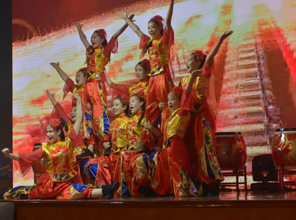 山东工业技师学院一年多少钱,山东工业技师学院2023招生简章