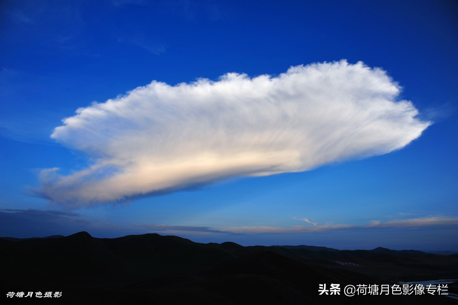 玛曲黄河第一湾在哪,黄河第一湾属哪个县