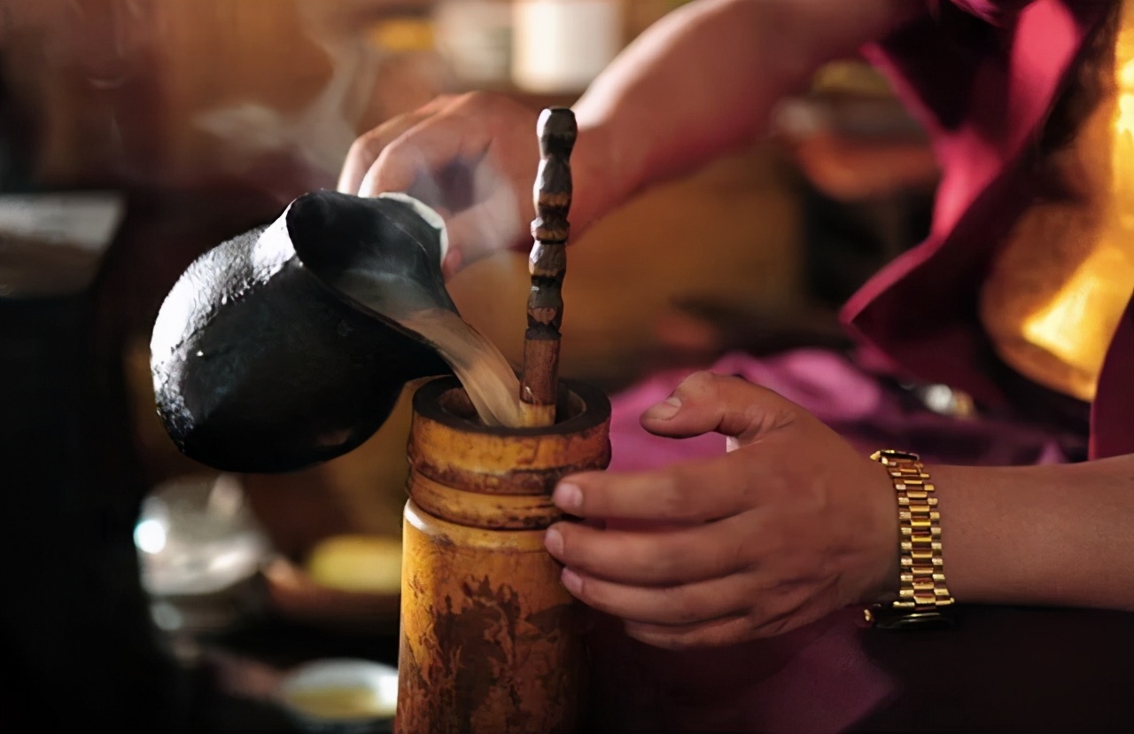 洛克徒步木里到稻城翻的是哪座山,秘境四川甘孜