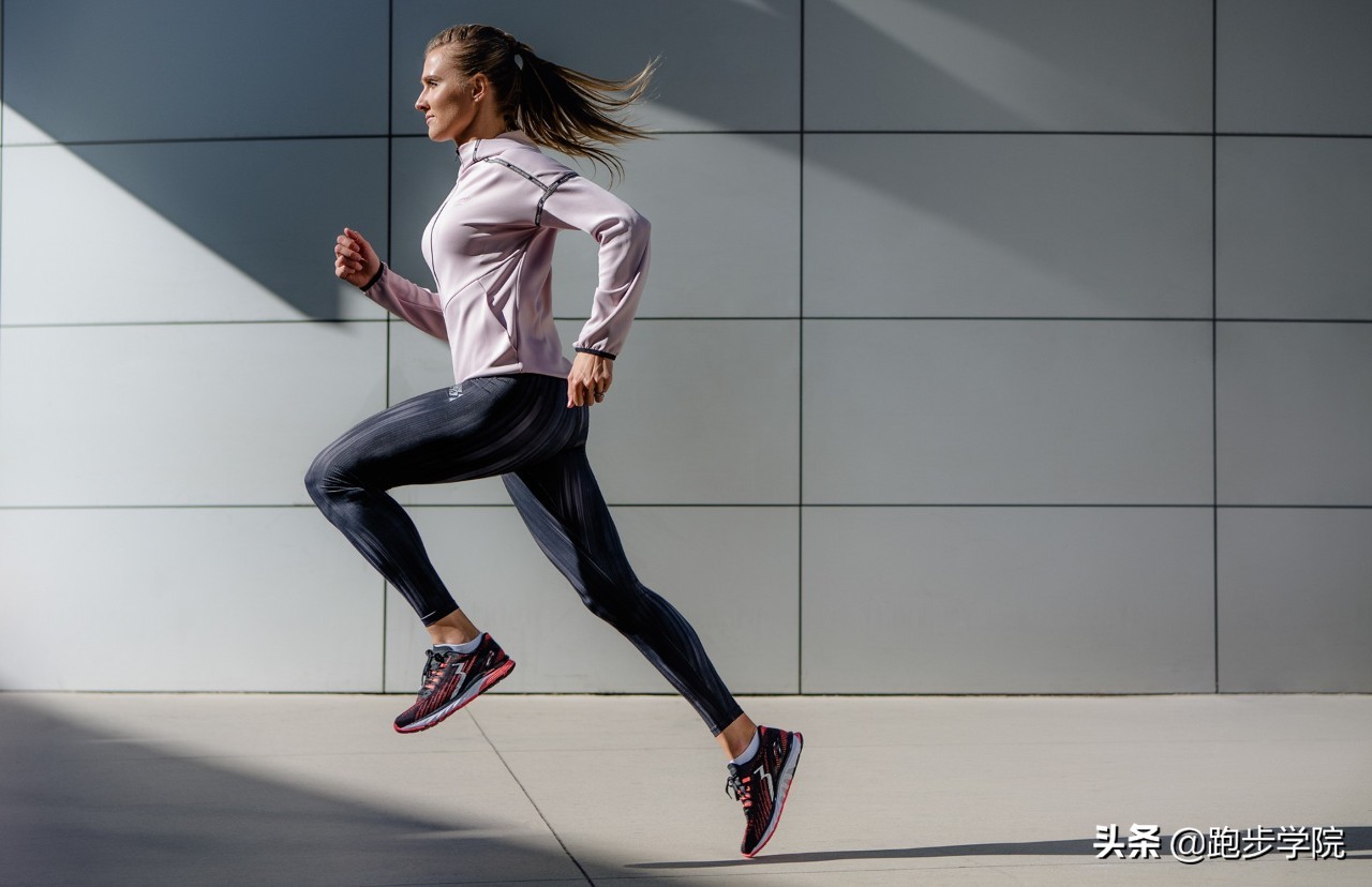 你的走姿决定你的健康状态和气质,跑步步态很正意味着什么