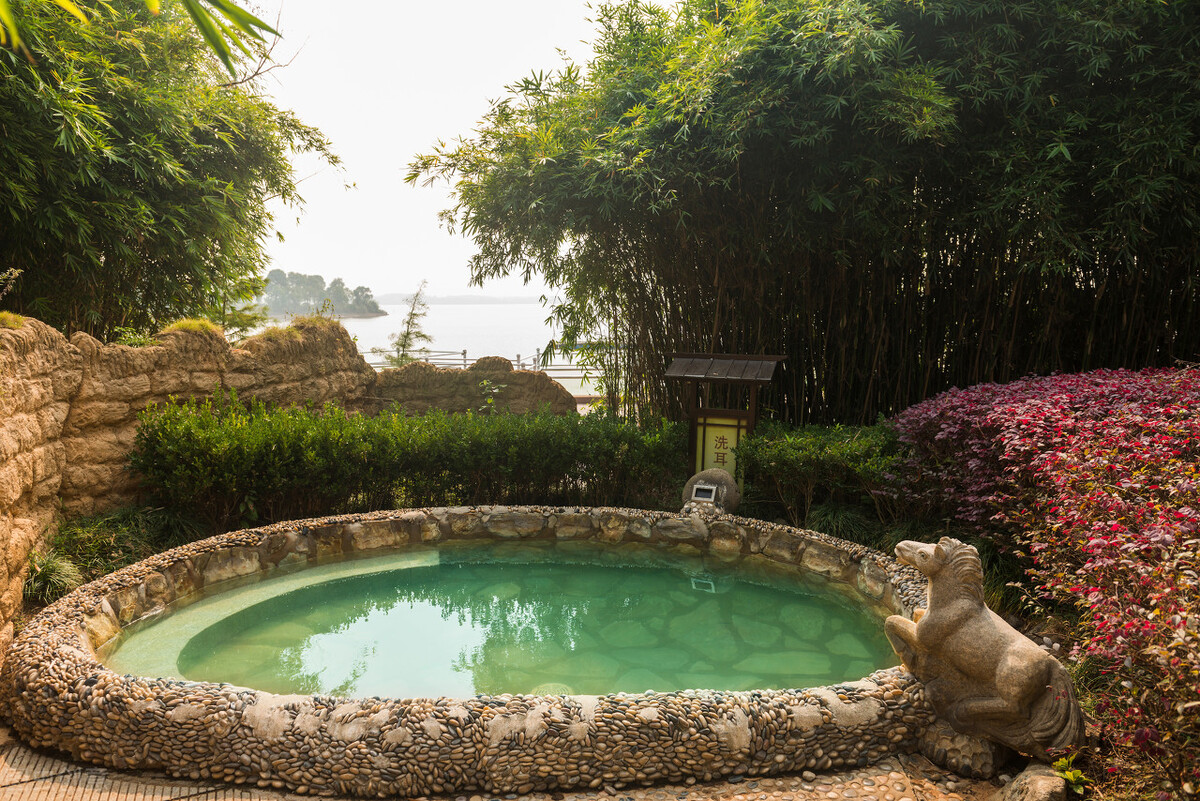 小雪节气泡温泉,冬天温泉推荐