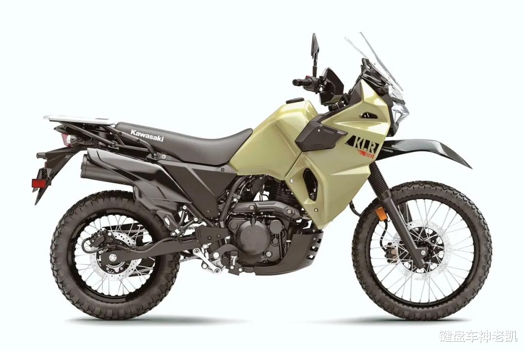 川崎发布2022款KLR650，“异兽不够硬”的欠缺得到弥补
