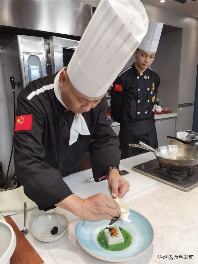 过桥米线传习培训班在昆明举行