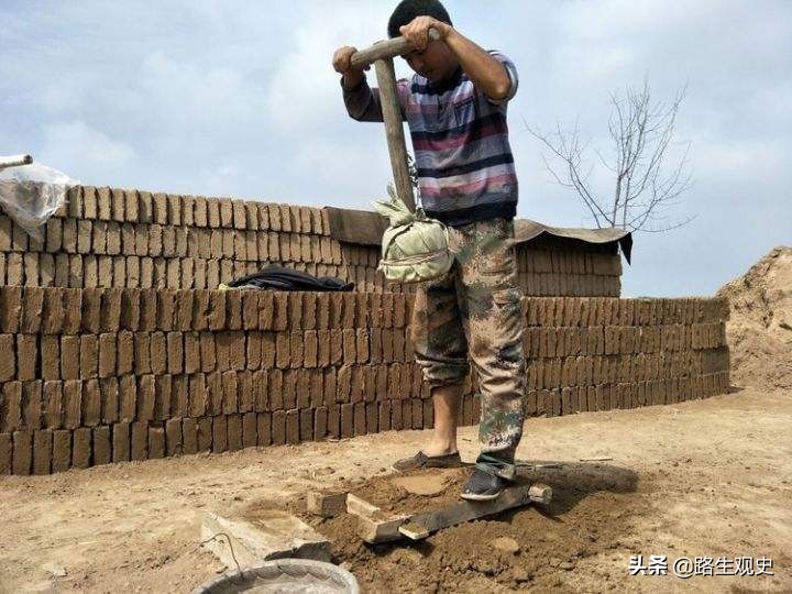 西北人为什么把土坯叫做胡基？用它来盖房子，与“胡人”没有关系