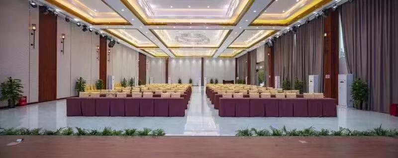 洛阳梦桃源2号会议厅,洛阳梦桃源度假村附近酒店