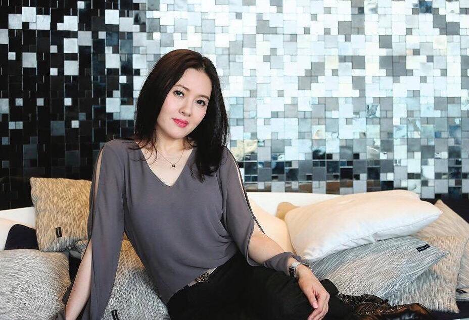 53岁一代女神复出拍戏曾被闺蜜爆料与其丈夫三人*眠同**轰动娱乐圈