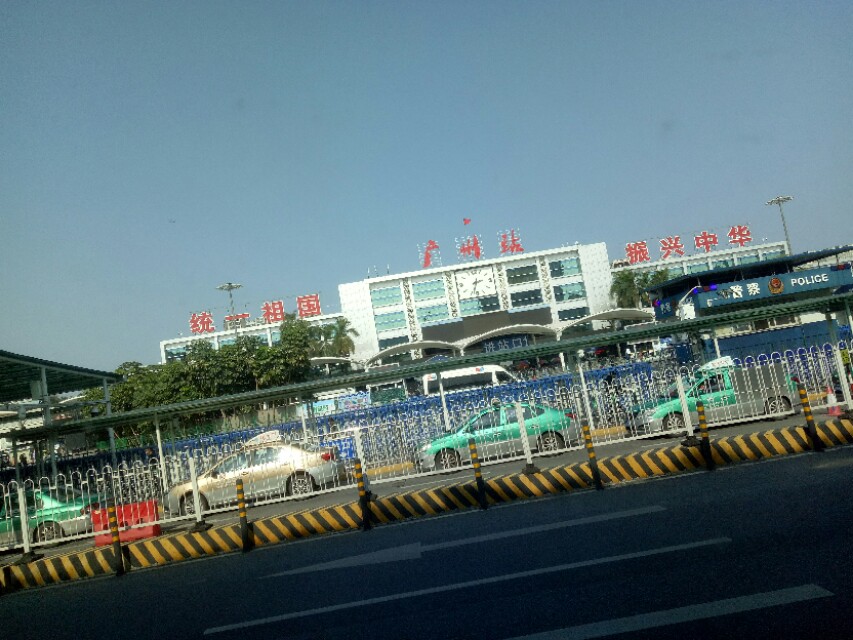 广州商业街区步行街,街道空荡荡