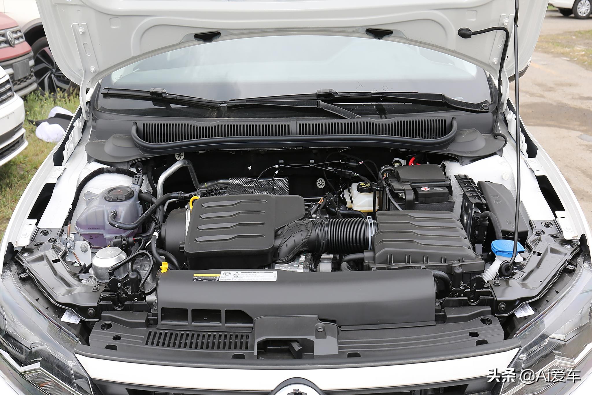 最新款大众polo值得买吗,新款大众polo评测最新