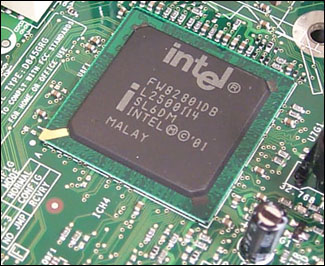 电脑芯片组性能排行表最新,电脑芯片架构是谁设计的呢