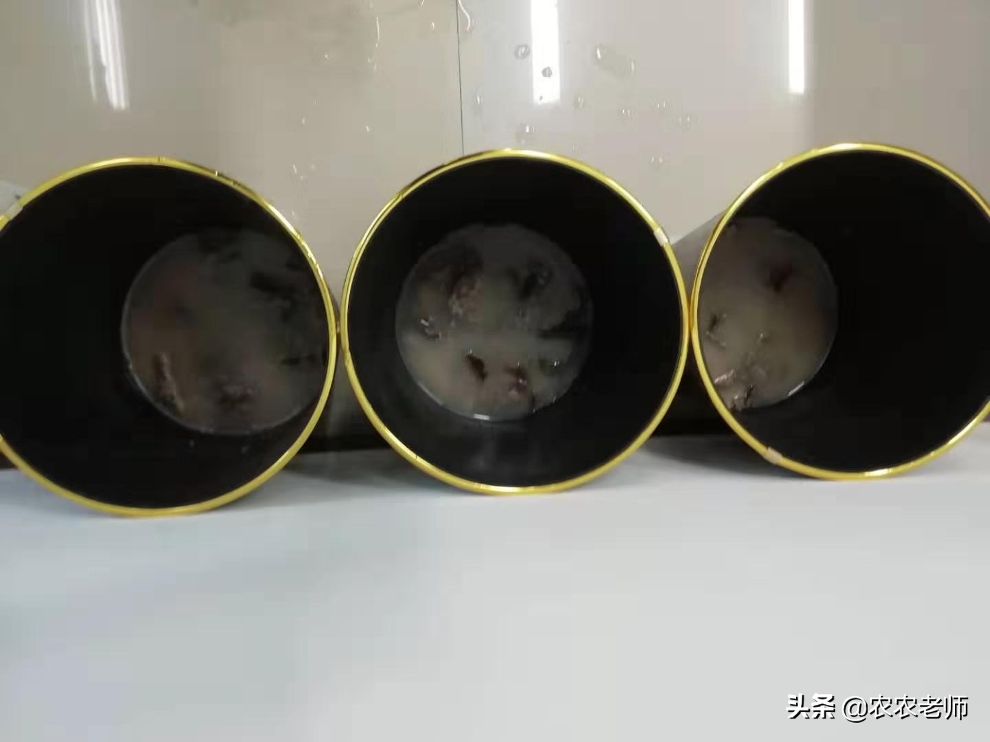 沤花生麸水肥可以加复合肥吗,怎么沤制好花生麸液肥