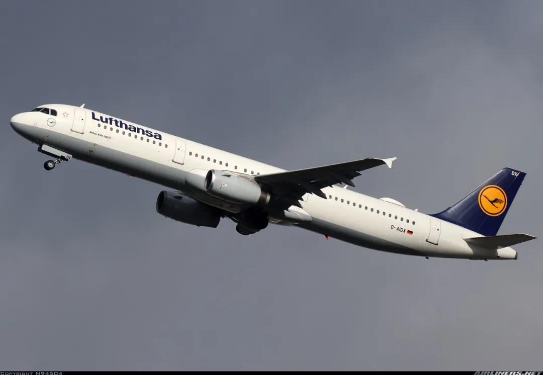 空客320洲际航线,客机787和空客320哪个好