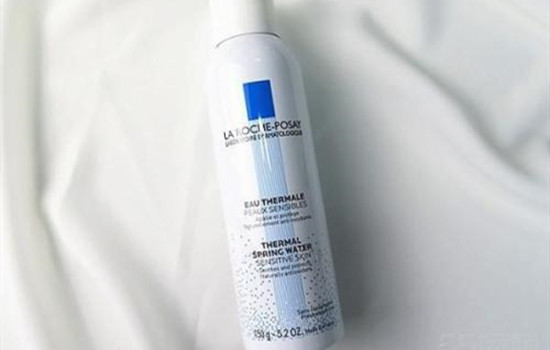 补水喷雾化妆步骤,化妆用的补水喷雾自己做的方法