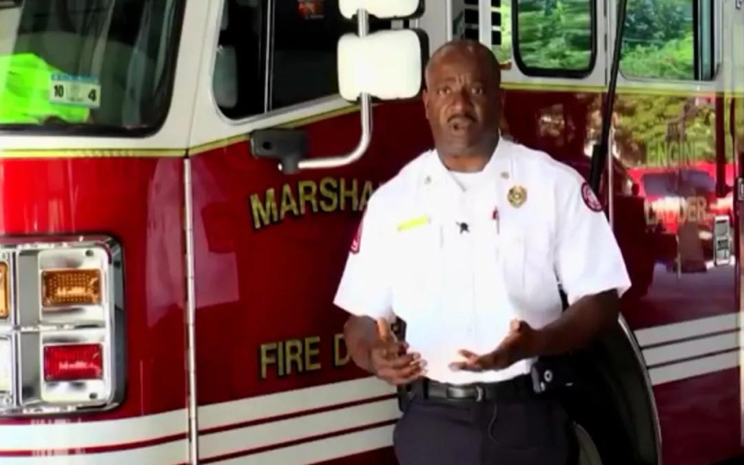 患癌的美国市长看完一本书后用素食逆转了疾病，从此打造蔬食小镇