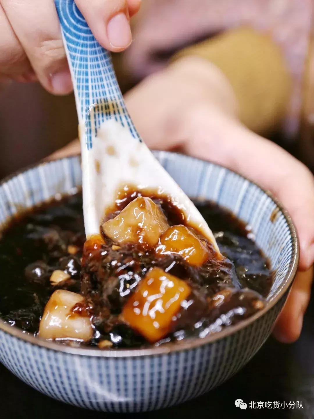 台湾最有人气的便当店,专做外卖卤肉饭