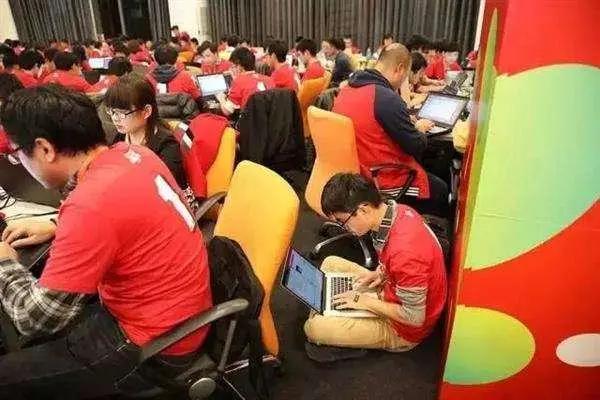 在阿里巴巴工作平均每月多少钱,在阿里巴巴年薪百万人多吗