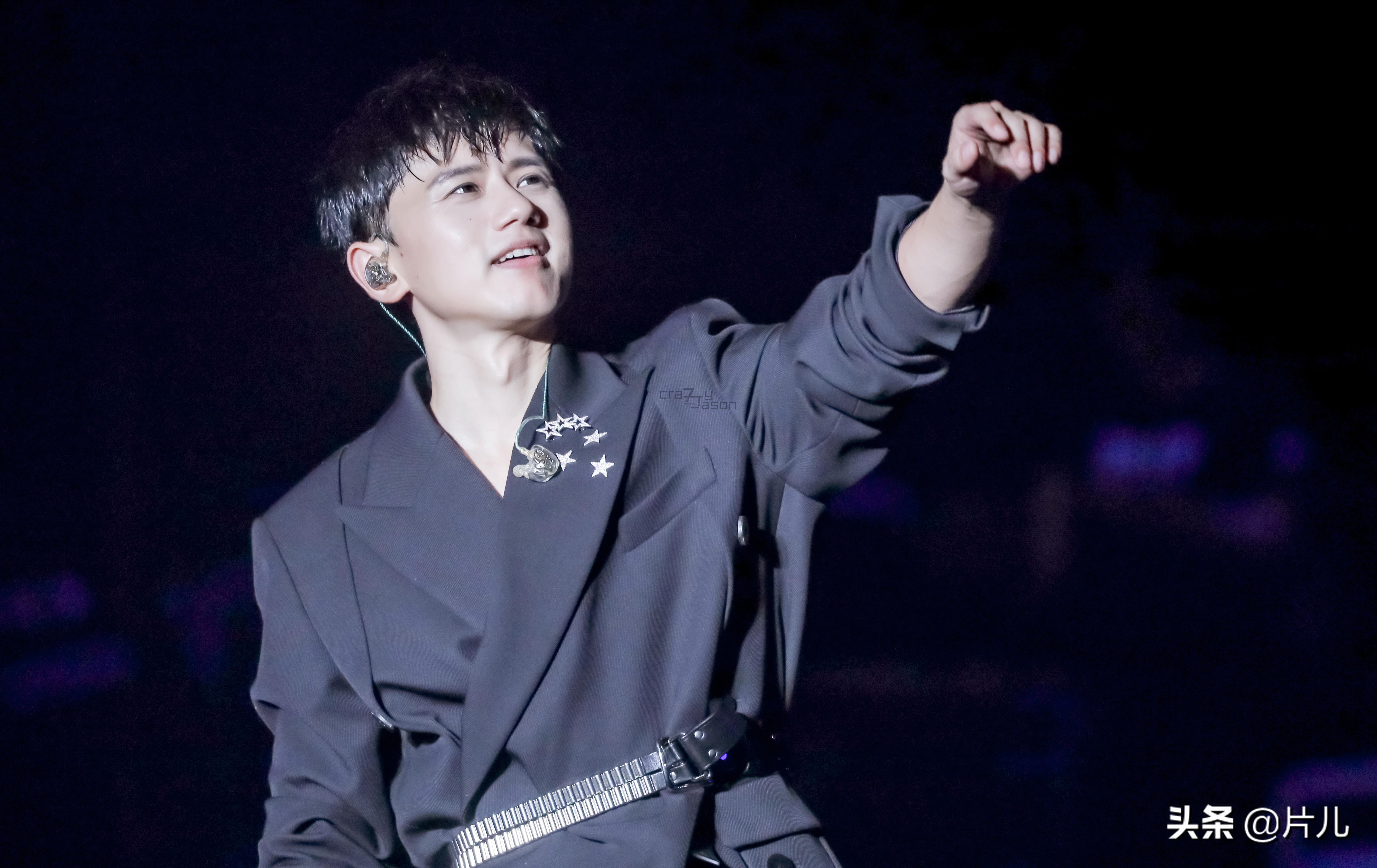 张杰北京鸟巢演唱会介绍谢娜嘉宾,张杰北京鸟巢演唱会明星助阵谢娜