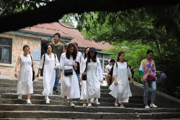 2024年国际瑜伽日最新活动,全球各地爱好者迎国际瑜伽日