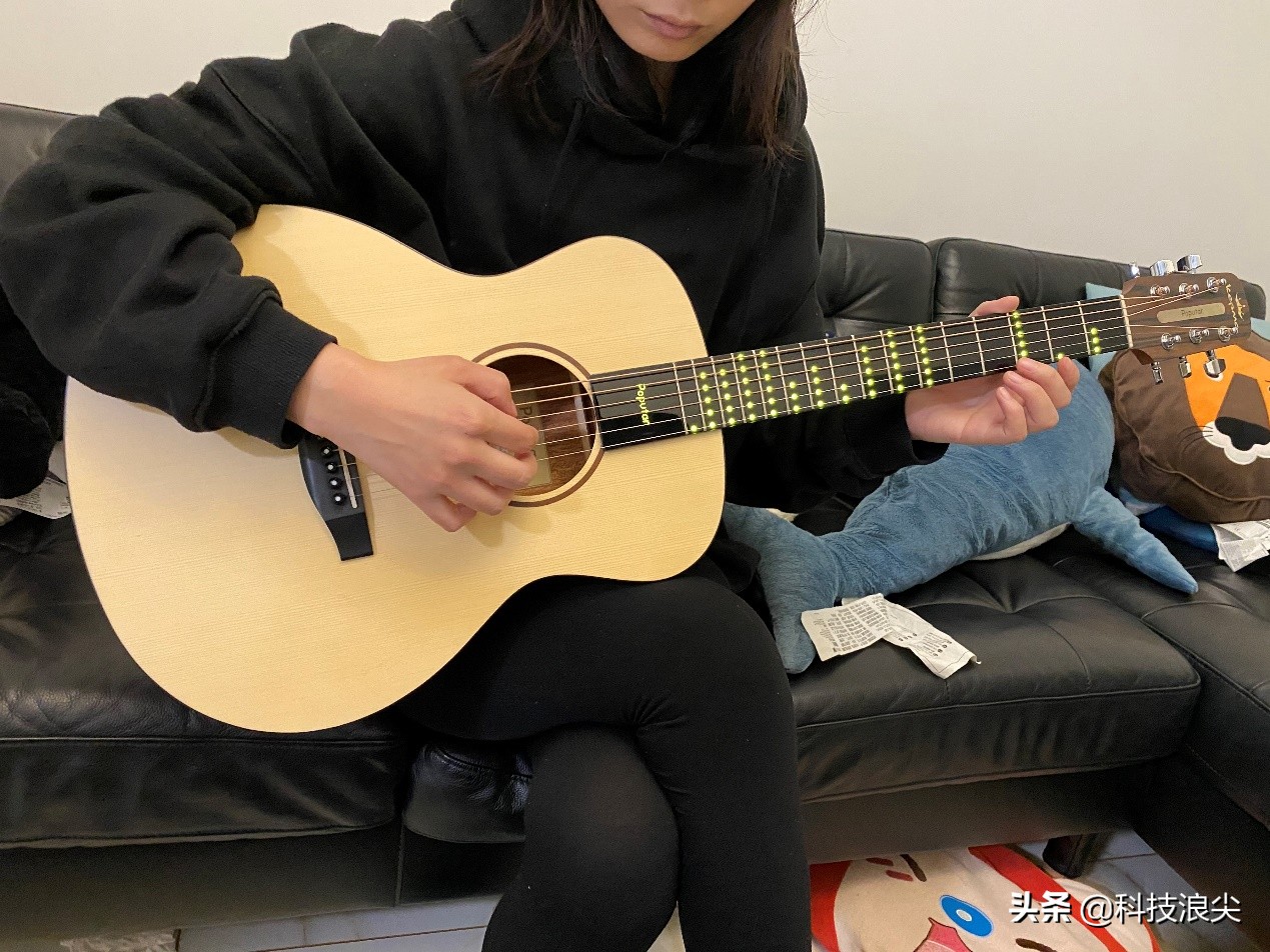 卡马新款全单吉他,poputar吉他和卡马吉他是一家的吗