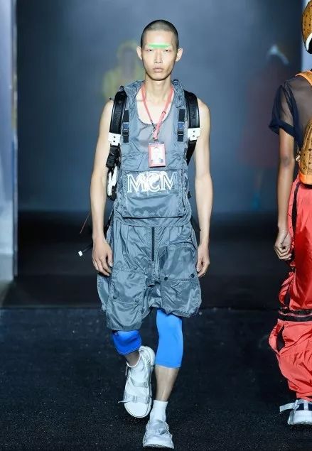 mcm为什么有的深有的浅,mc为什么喜欢奚梦瑶