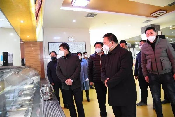 防控疫情特别慰问,看望慰问农村疫情防控一线人员