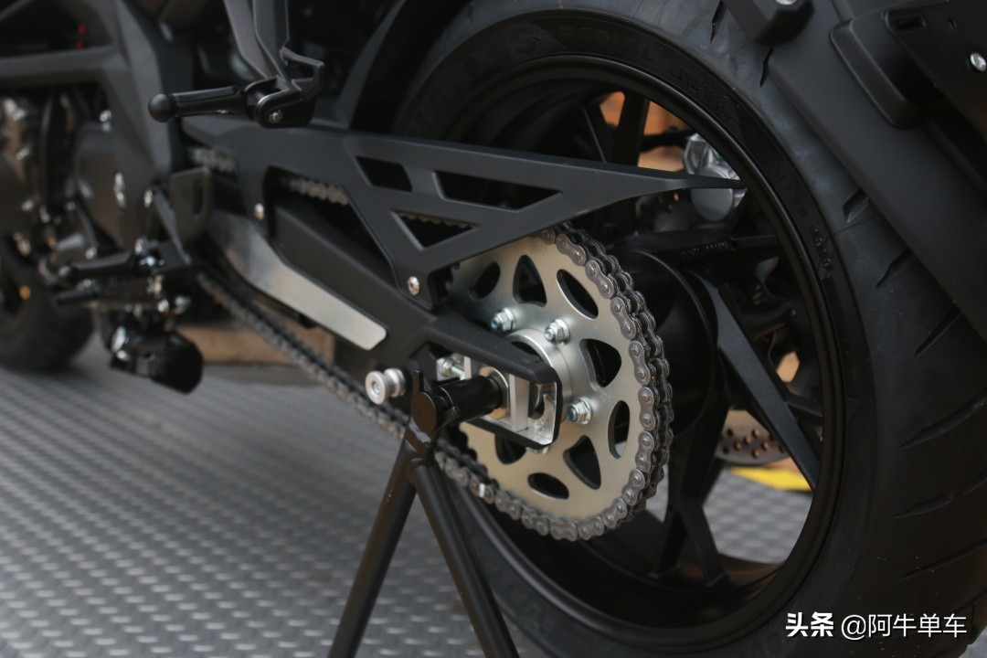 阿牛说车——赛道上的追600到底怎么样?