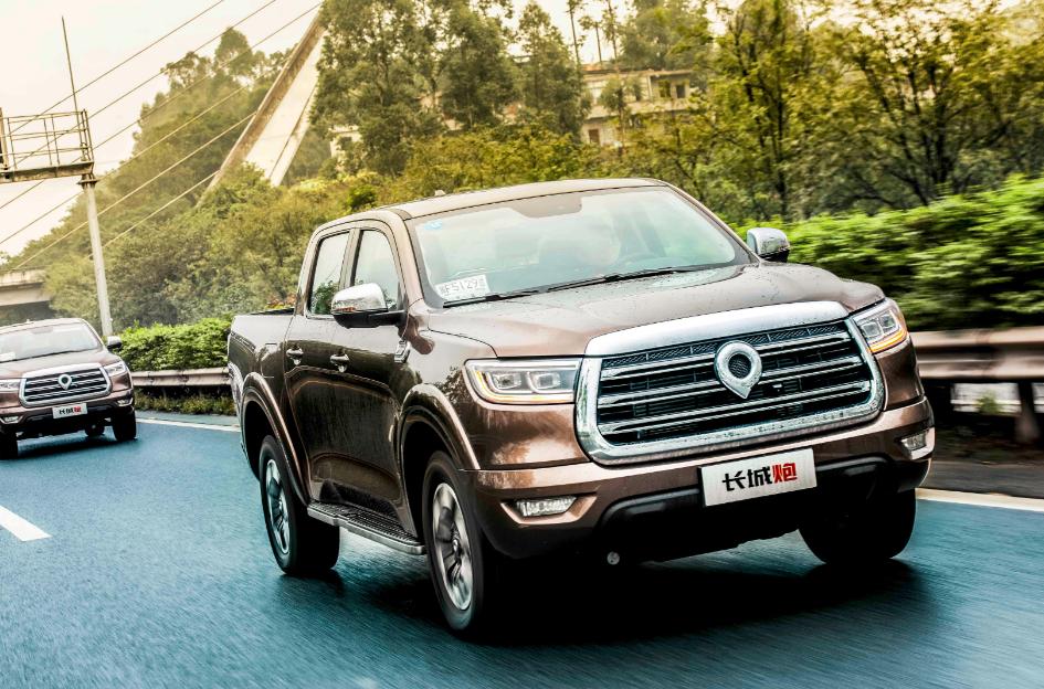 难怪长城炮这么火？你看它装的什么发动机，油耗、动力都能打