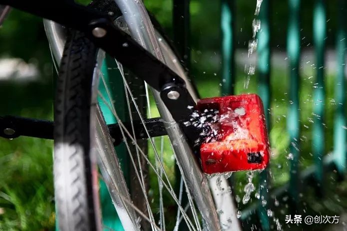 可伸缩单车锁,可折叠智能车锁