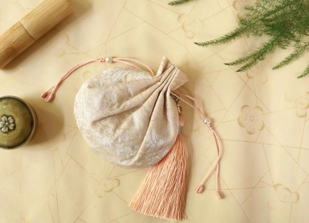 端午戴香囊，一整年顺遂平安