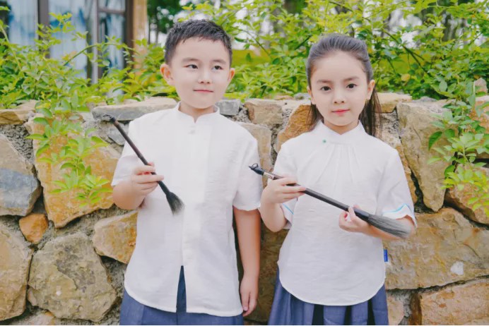 青春有你，真好！成都最美夏季校服大赏