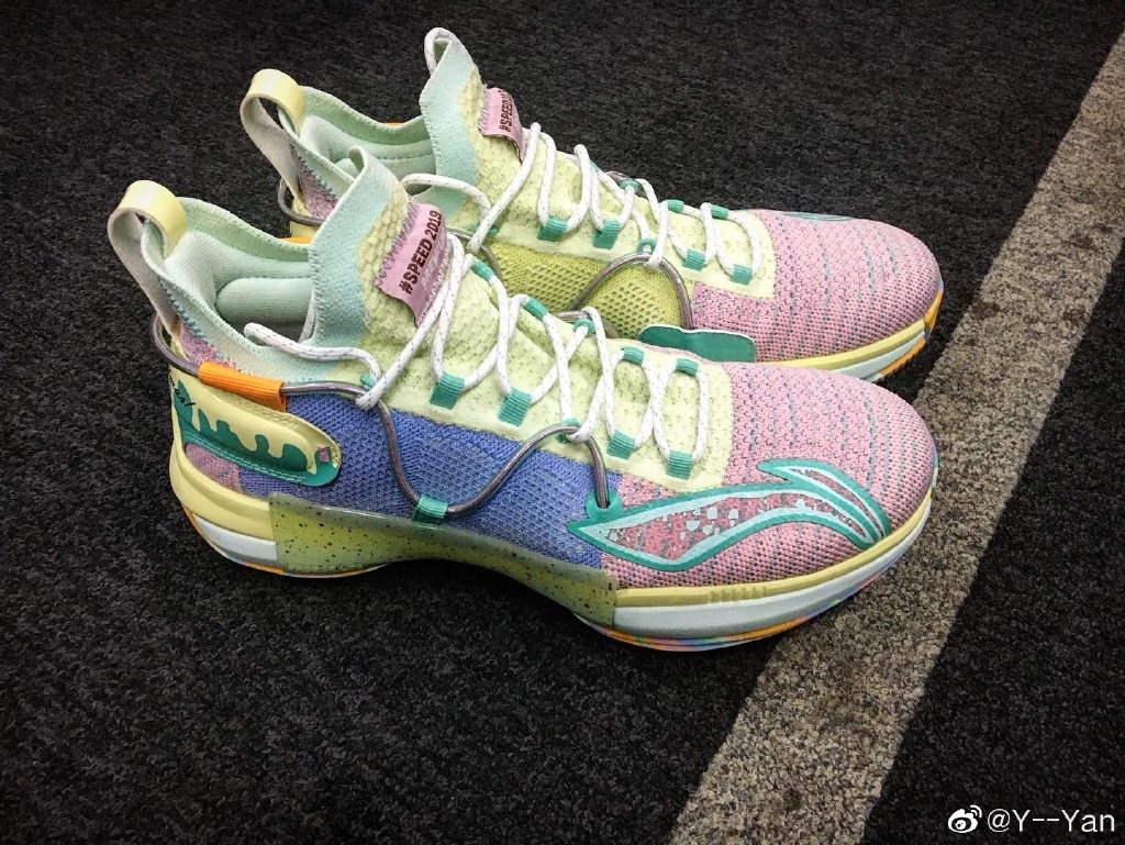 李宁反伍一代vs驭帅13,李宁反伍二代和李宁全城8