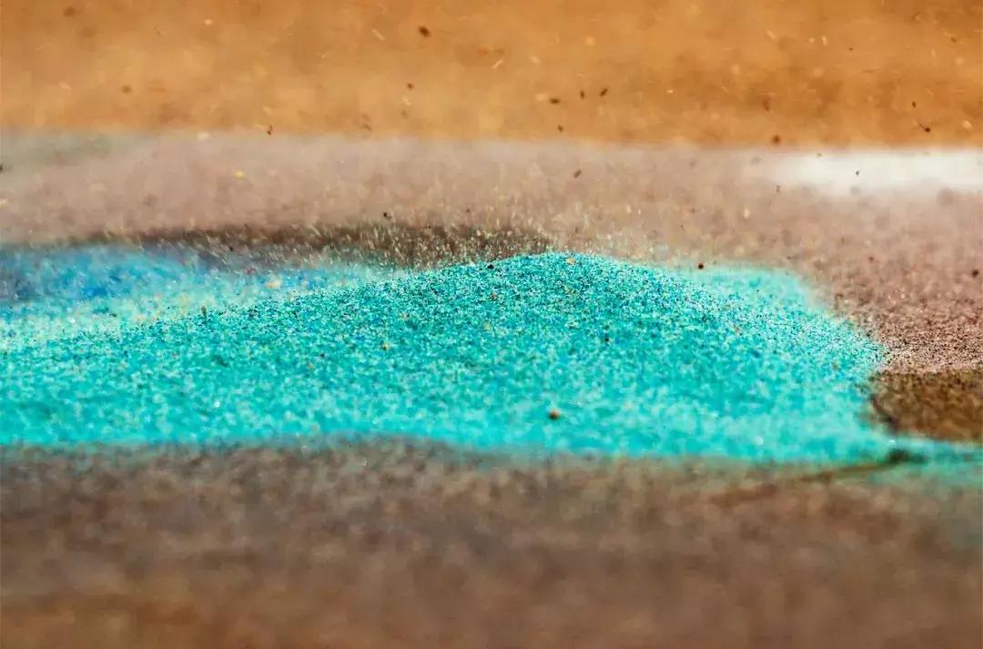 敦煌沙漠惊现64平米巨型沙画，奋战10天10夜创作，仅存在一天就消失