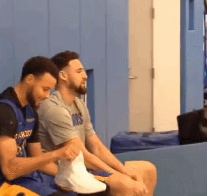 库里谈中国鞋,库里谈汤普森的安踏