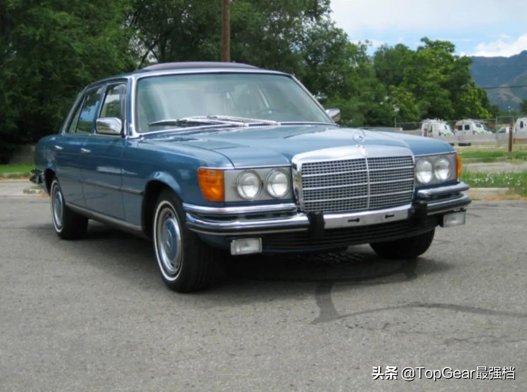 施瓦辛格开哈雷,施瓦辛格出车祸开的什么车