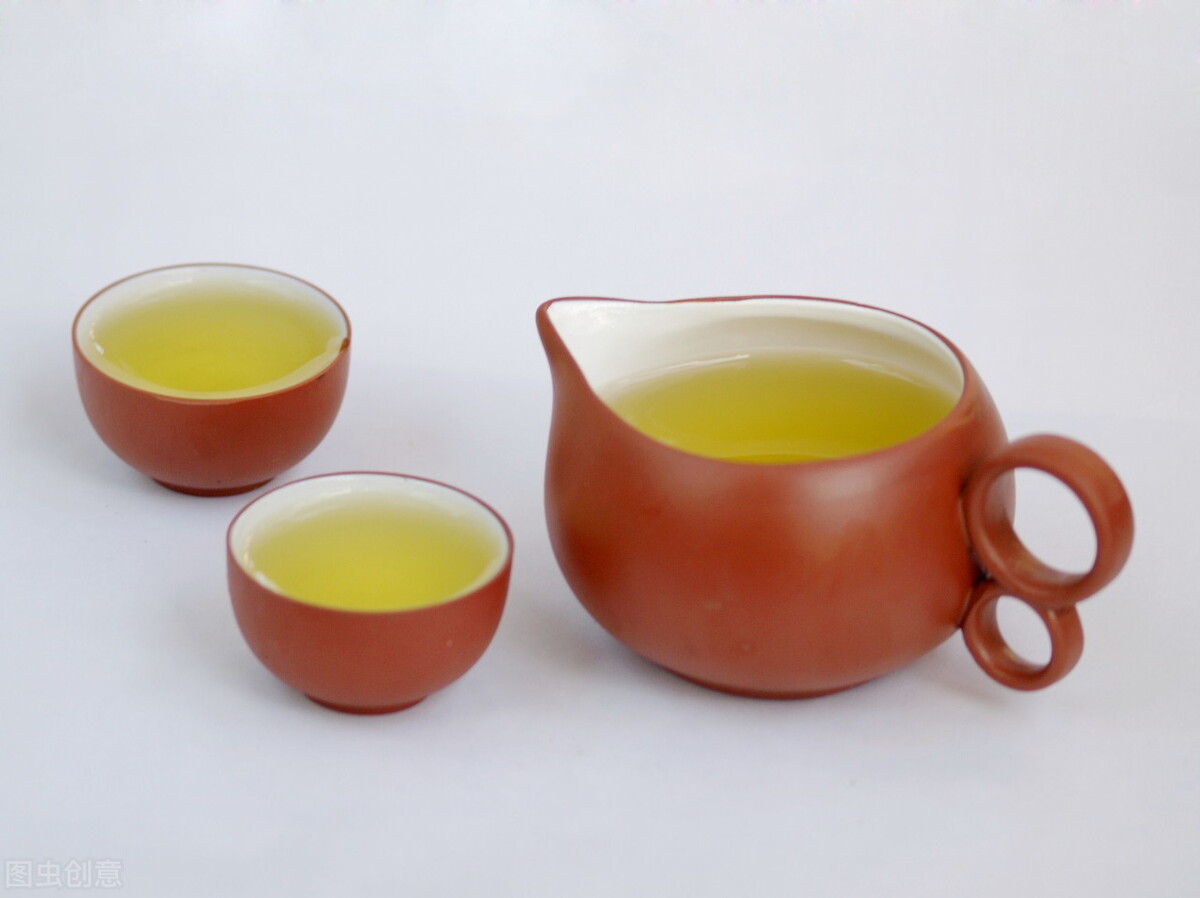 朋友说，你何必那么辛苦？小财靠勤，大财靠命