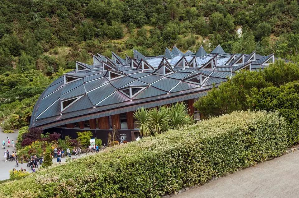 世界第八大奇迹：废矿变身伊甸园，年游客超两百万