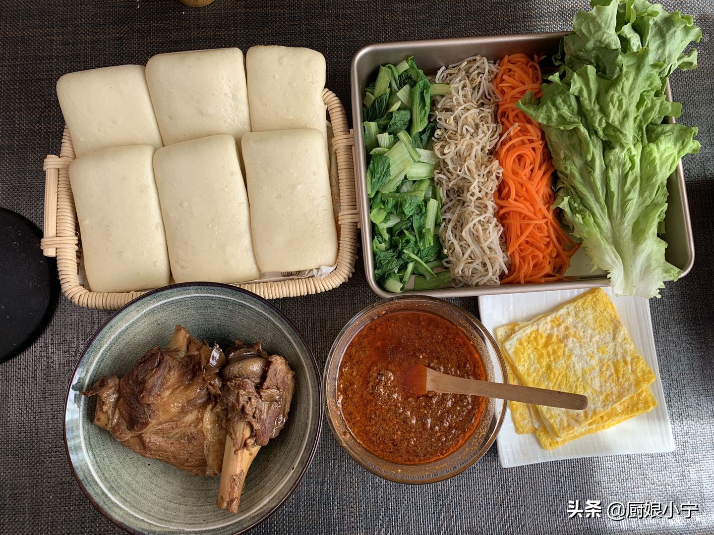 如果摆摊的话卖什么比较好,适合新手摆摊卖的小吃教程