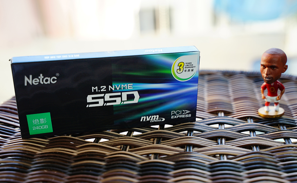 非固态硬盘玩游戏,不玩游戏240g固态硬盘够用吗