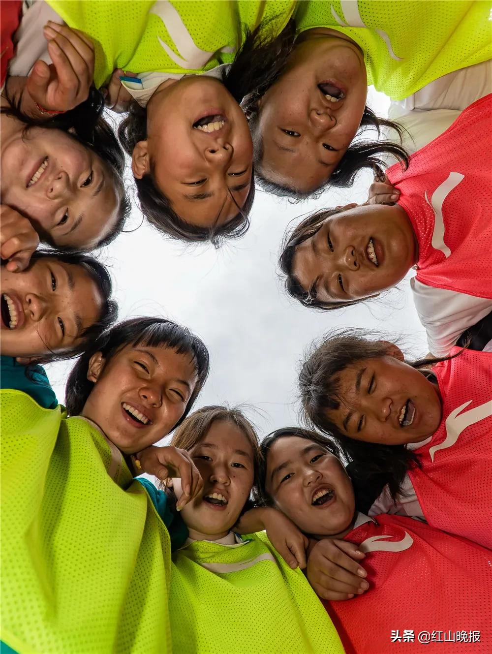 校园足球356天,足球飞起来了