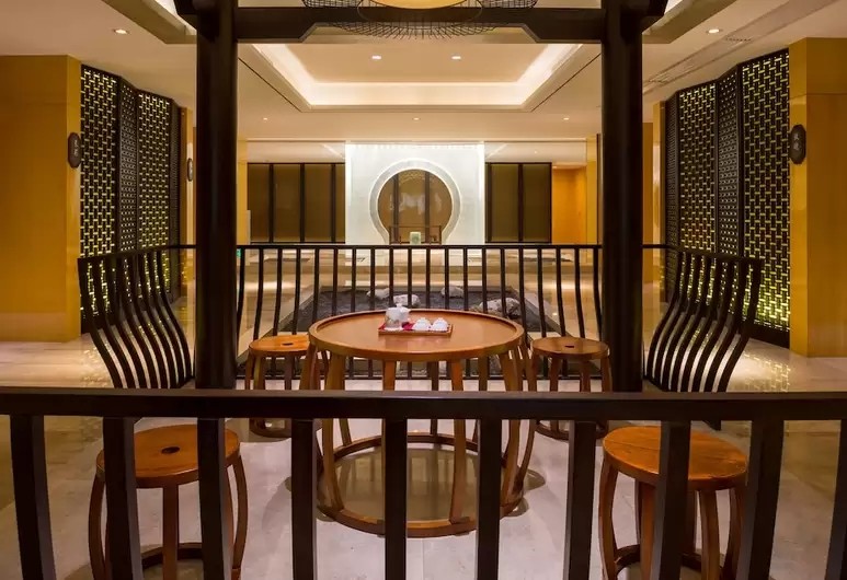 广州日航酒店附近好玩的地方,广州日航酒店是几星级