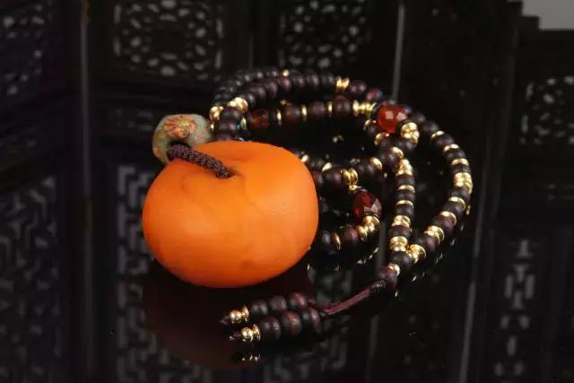 老蜜蜡与新蜜蜡区别是什么,老蜜蜡和新蜜蜡的区别图片