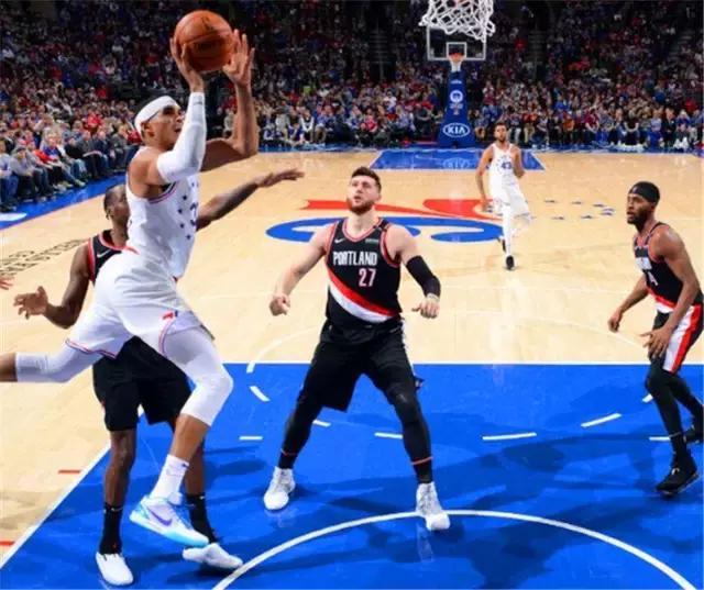 一年多赚1亿总冠军+顶薪他都要美媒：今夏最垃圾合同出炉了