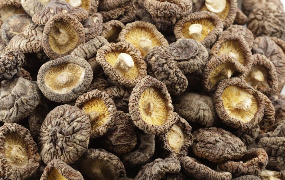 孩子老是积食怎么办?儿医建议,试试这四种食物,轻松解决问题