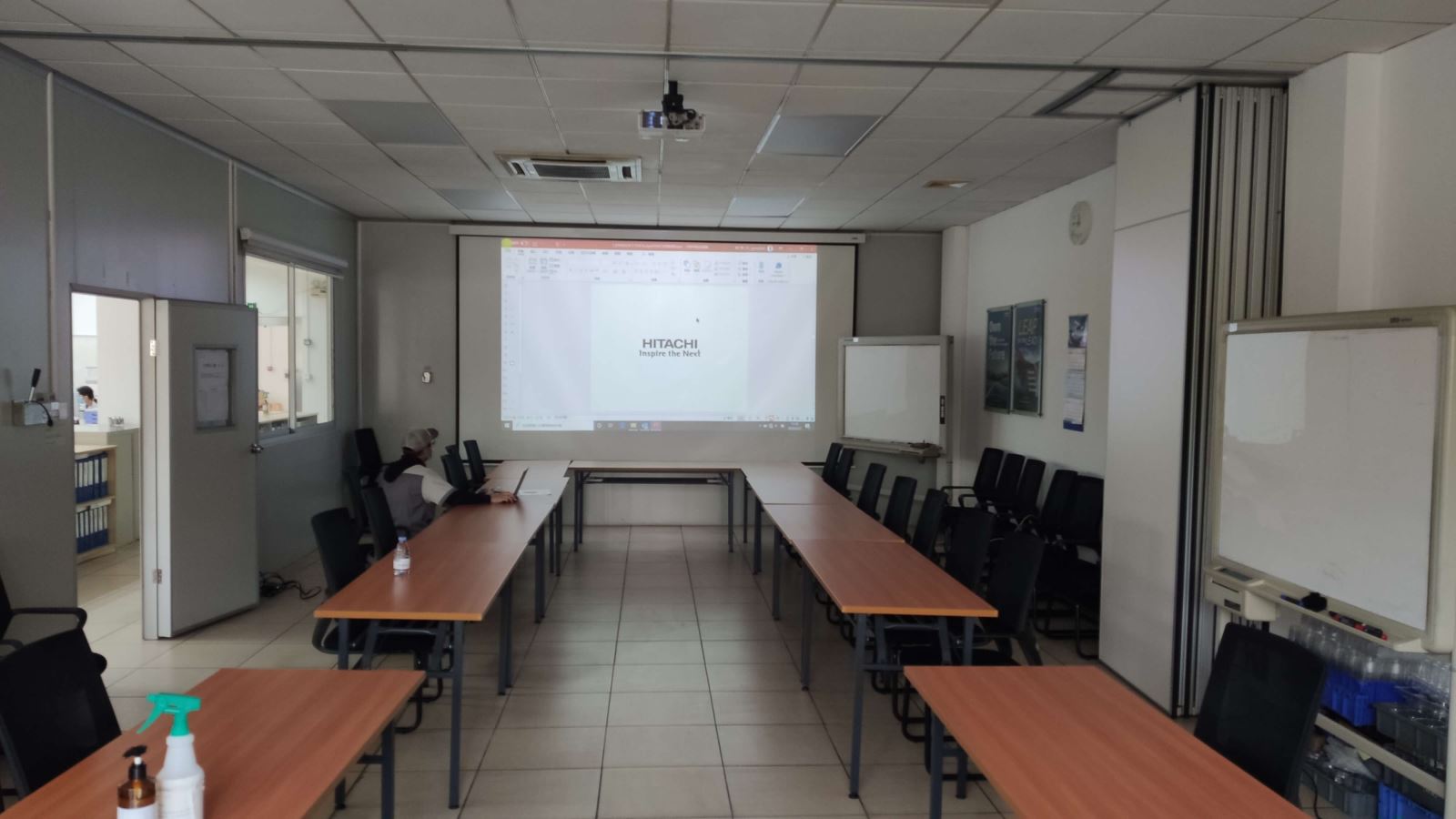 笔记本无线投屏到电视上教程,电脑怎么无线投屏到投影仪上