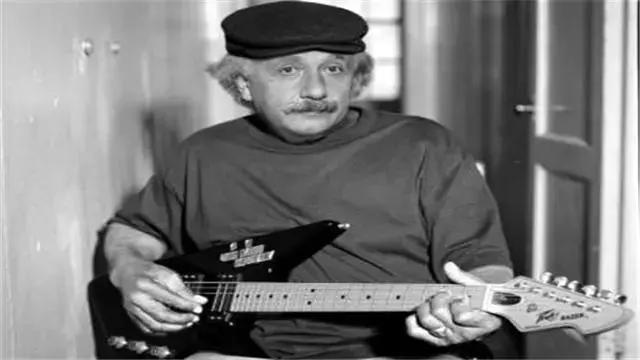 学吉他100个技巧,学吉他最简单4种和弦